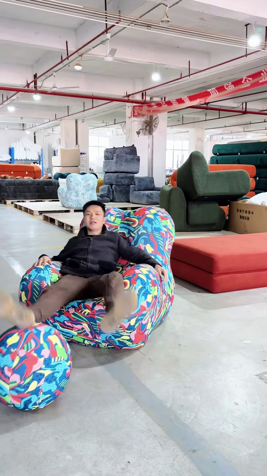 ποΈ Artistic Armchairs in the Making β A Colorful Comfort Experience π¨ - Image 4