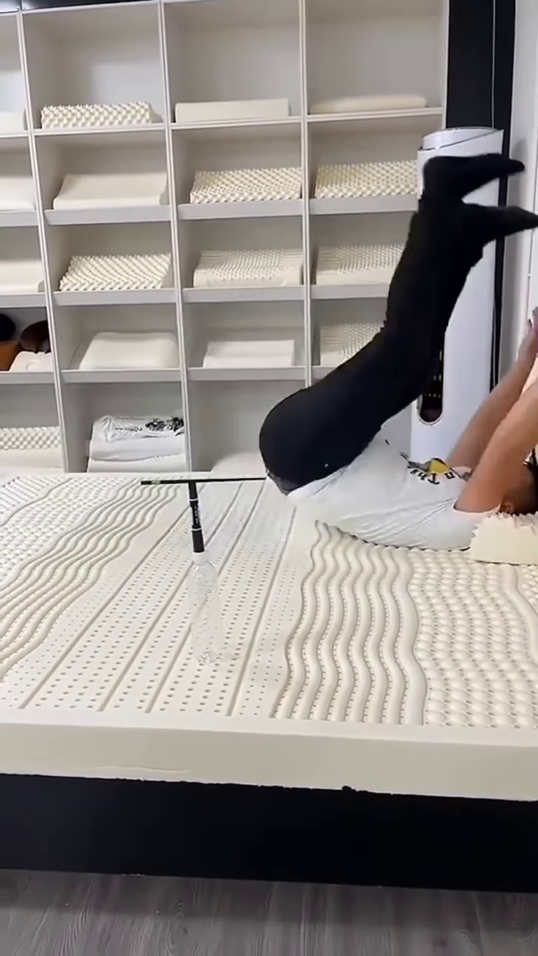 π Ultimate Comfort Redefined: Smart Latex Mattress Topper π