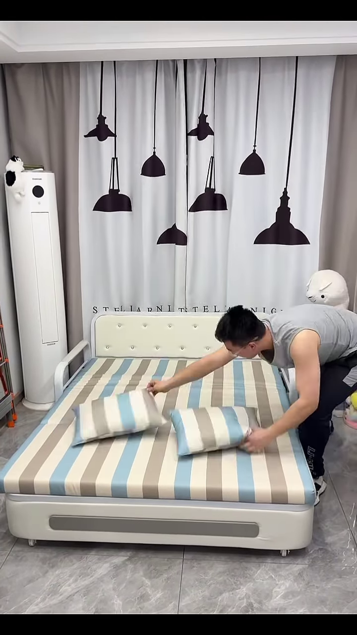 ๐๏ธโก๏ธ๐๏ธ The Sofa That Transforms into a Bed โ Comfort & Function in One! ๐