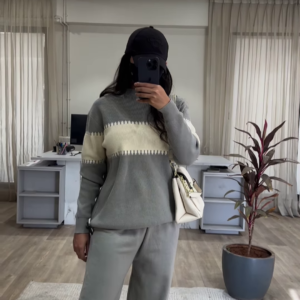 Cozy Women's Gray Knit Lounge Set with Striped Detail and Wide-Leg Pants