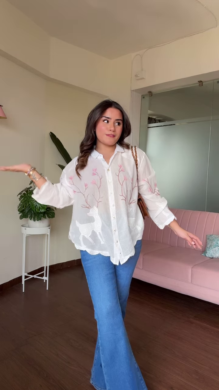 Stylish Women's Ombre Embroidered Top with Ruffle Details and Wide-Leg Jeans - Image 2