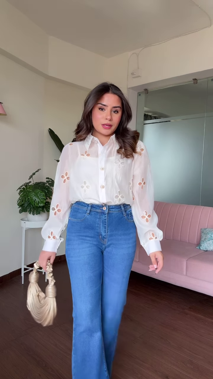 Stylish Women's Ombre Embroidered Top with Ruffle Details and Wide-Leg Jeans - Image 5