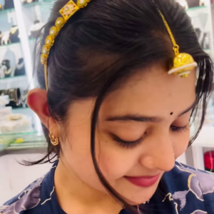 Elegant Gold-Toned Matha Patti with Kundan and Pearl Detailing for Women