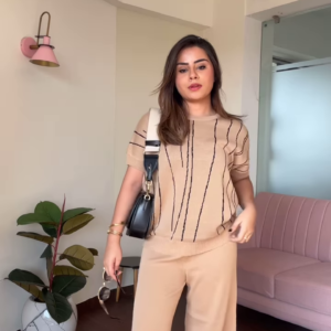 Chic Knit Co-ord Set with Vertical Stripe Detail and Wide-Leg Pants