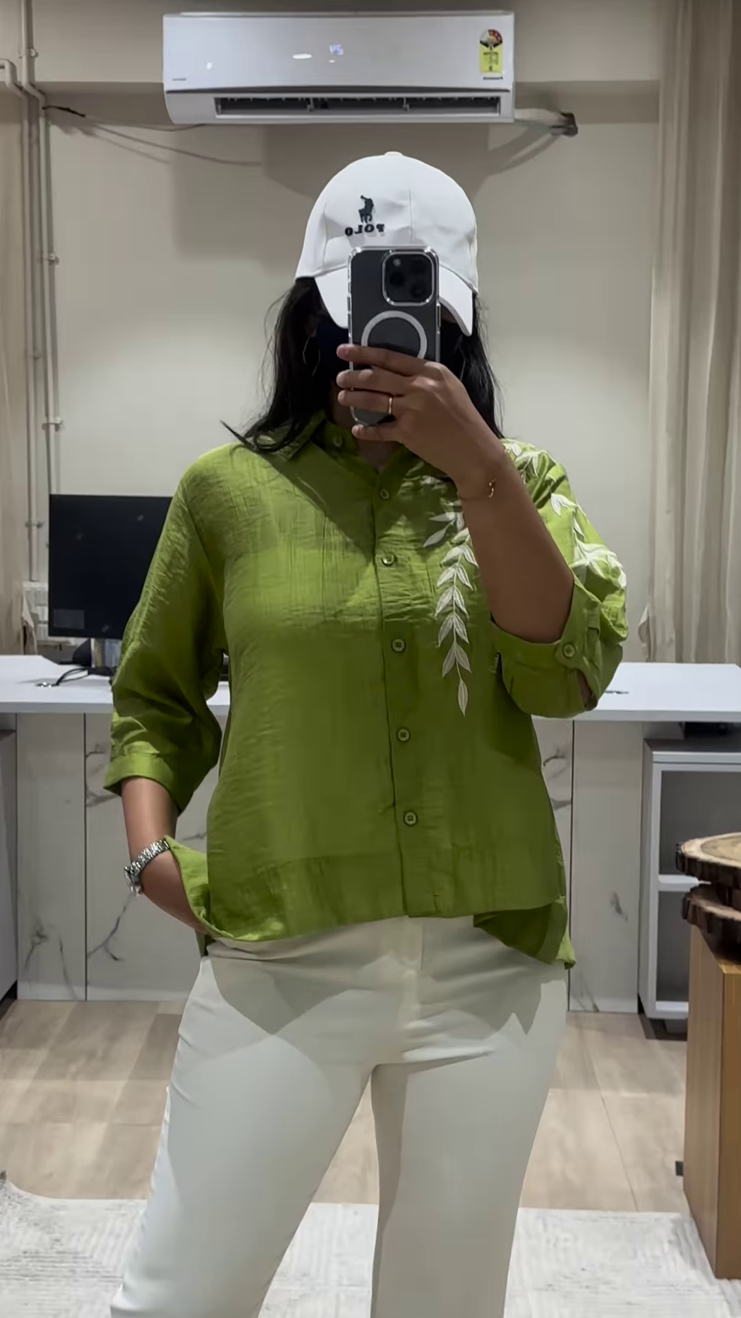 Lightweight Textured Button-Down Shirt with Three-Quarter Sleeves - Image 4