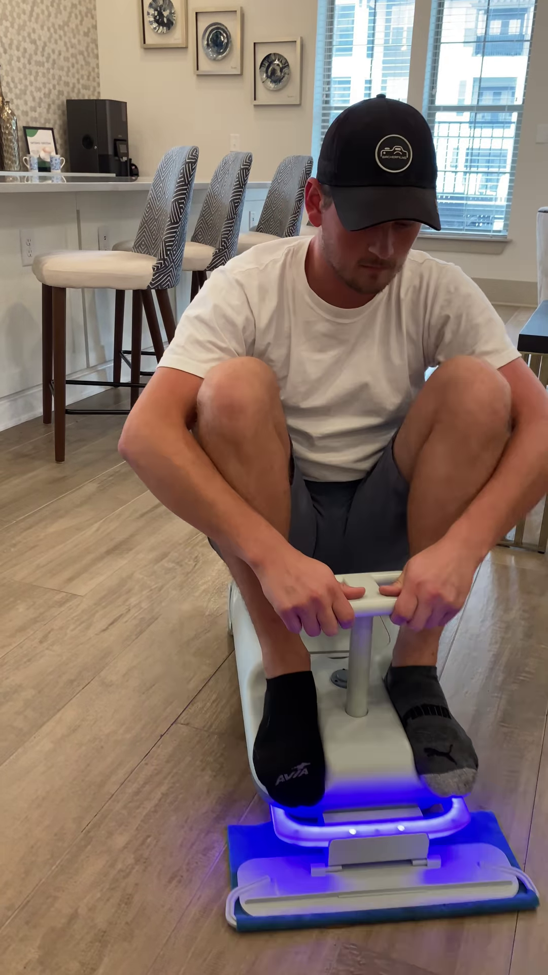 Hands-Free Microfiber Mop with Washable Pad for Floor Cleaning - Image 6