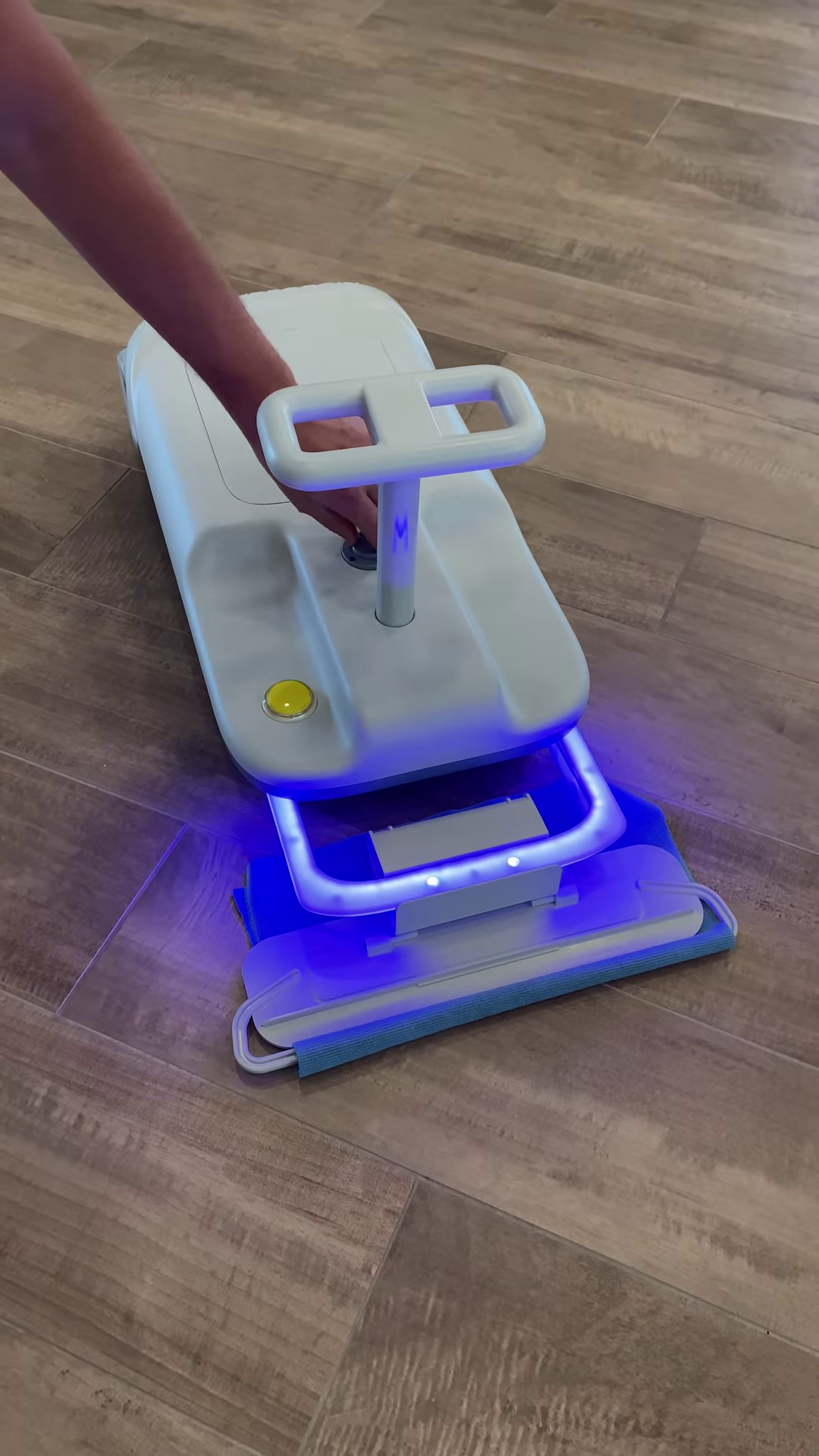Hands-Free Microfiber Mop with Washable Pad for Floor Cleaning - Image 3