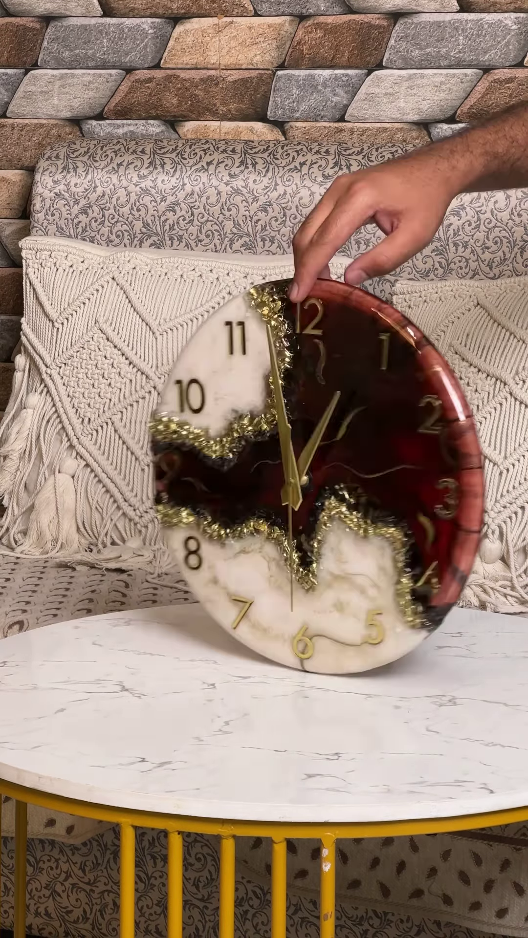 Artistic Resin Wall Clock with Abstract Color Blocking and Metallic Accents - Image 6