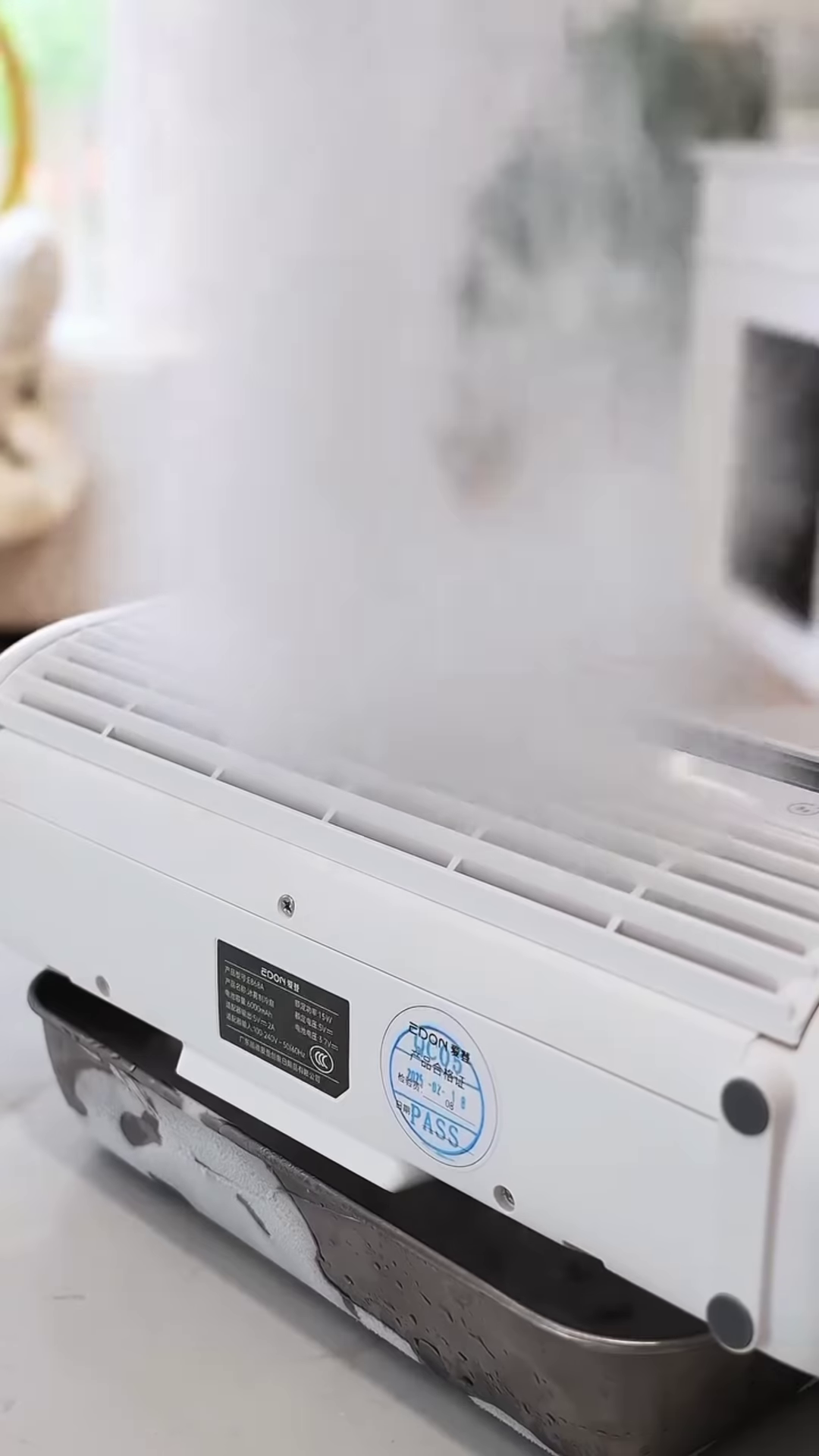 Modern Wall-Mounted Smart Air Conditioner - Image 2