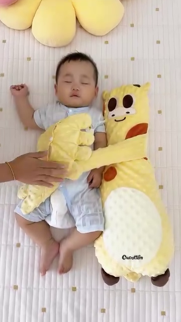 Soft Plush Baby Sleep Pillow with Attached Arms - Comfort and Security for Infants - Image 3